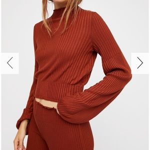 SHOREDITCH SET. sold out online. lightly worn